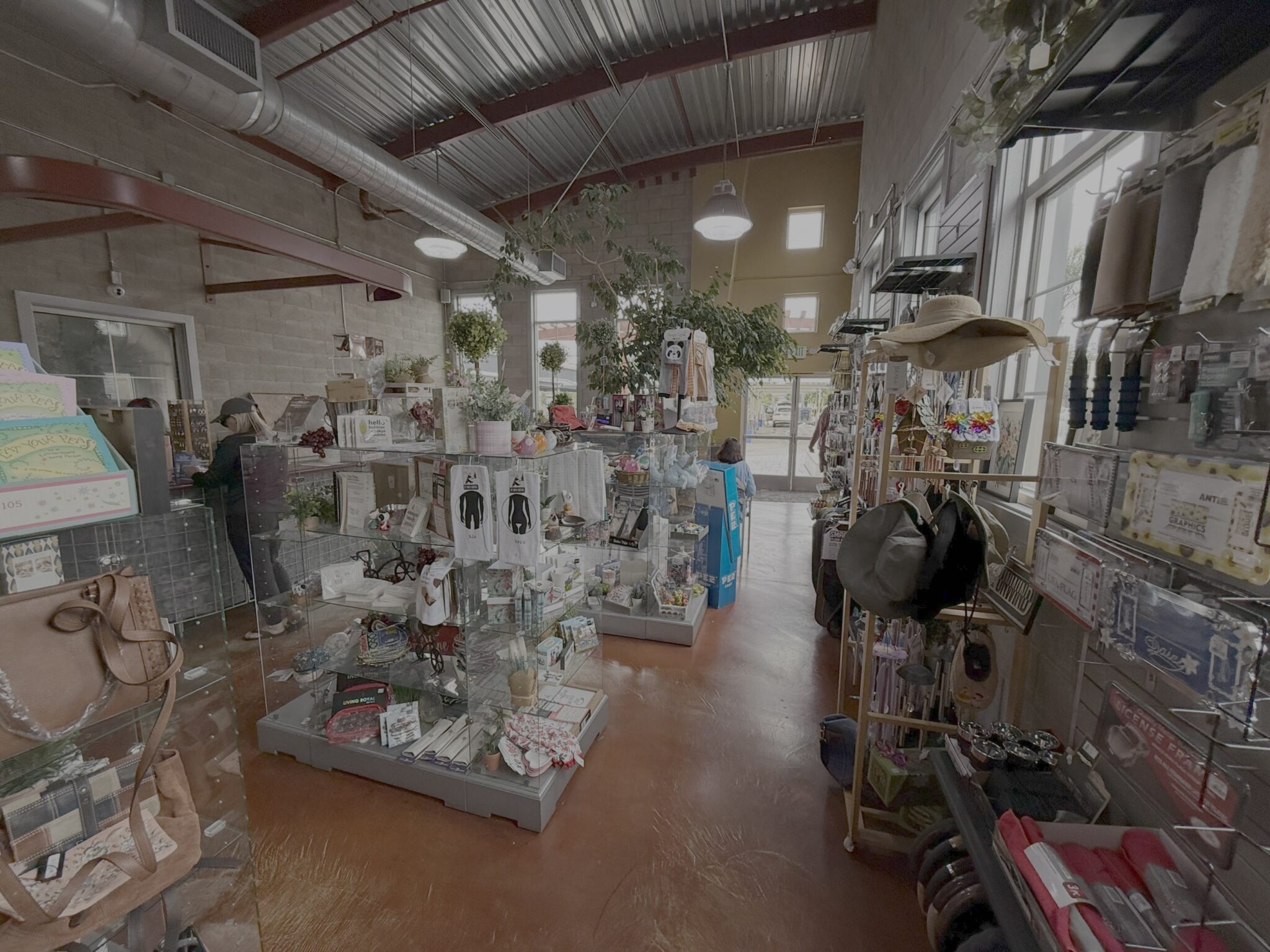 Past and Presents (Quail Lakes) Gift Shop, gift shop in Stockton, photo 6 of 7
